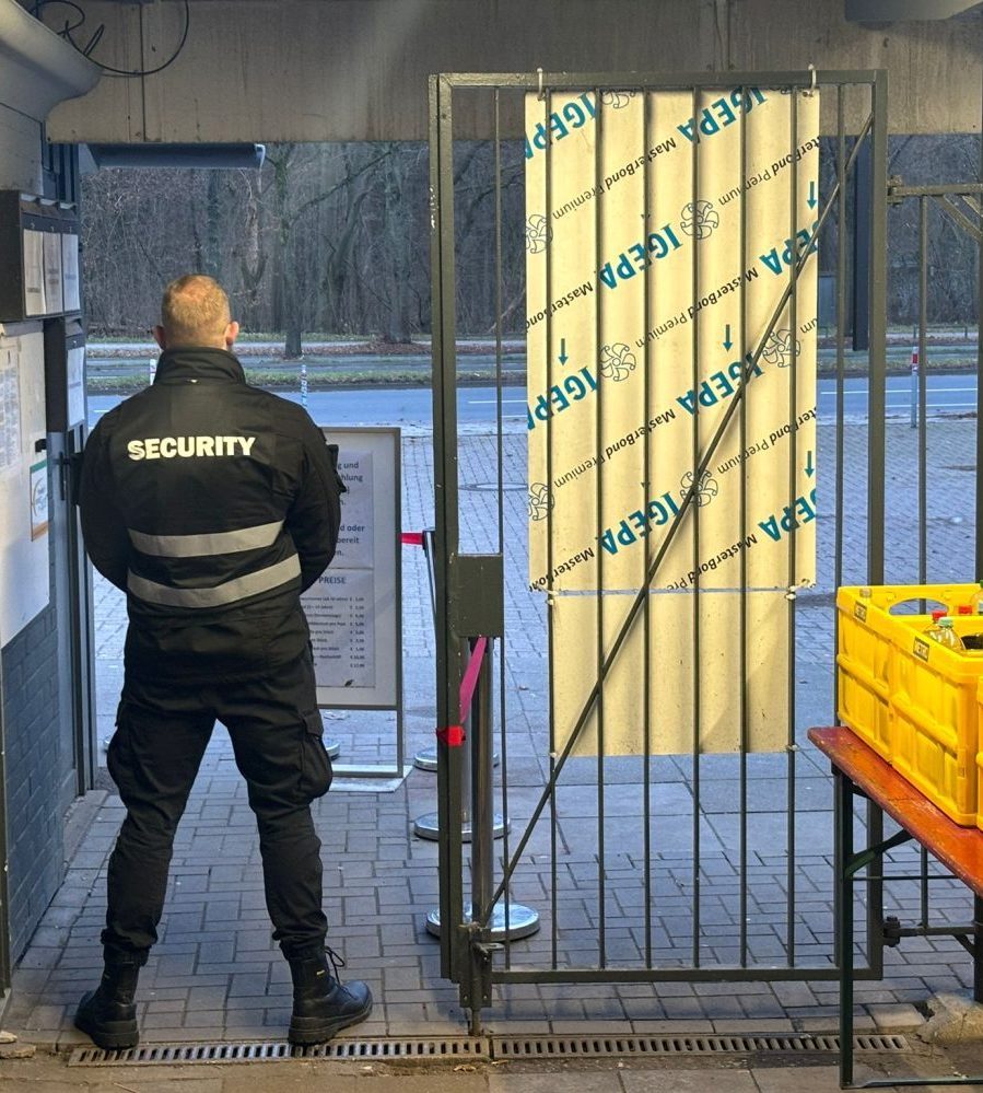 CE-Sicherheit 900x1000